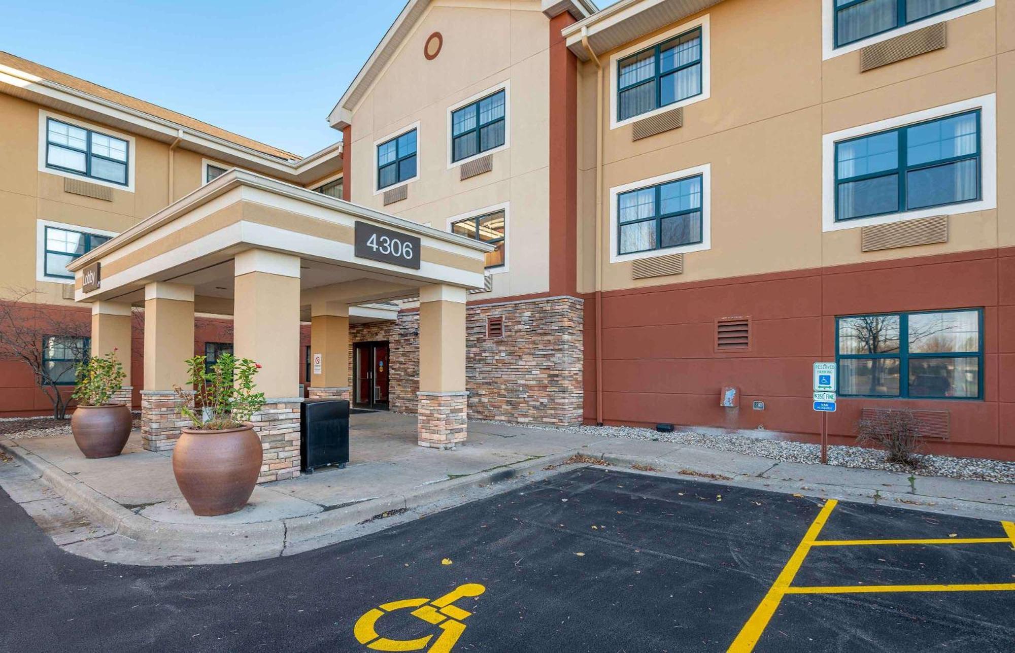 Extended America Select - - North Hotel 2*