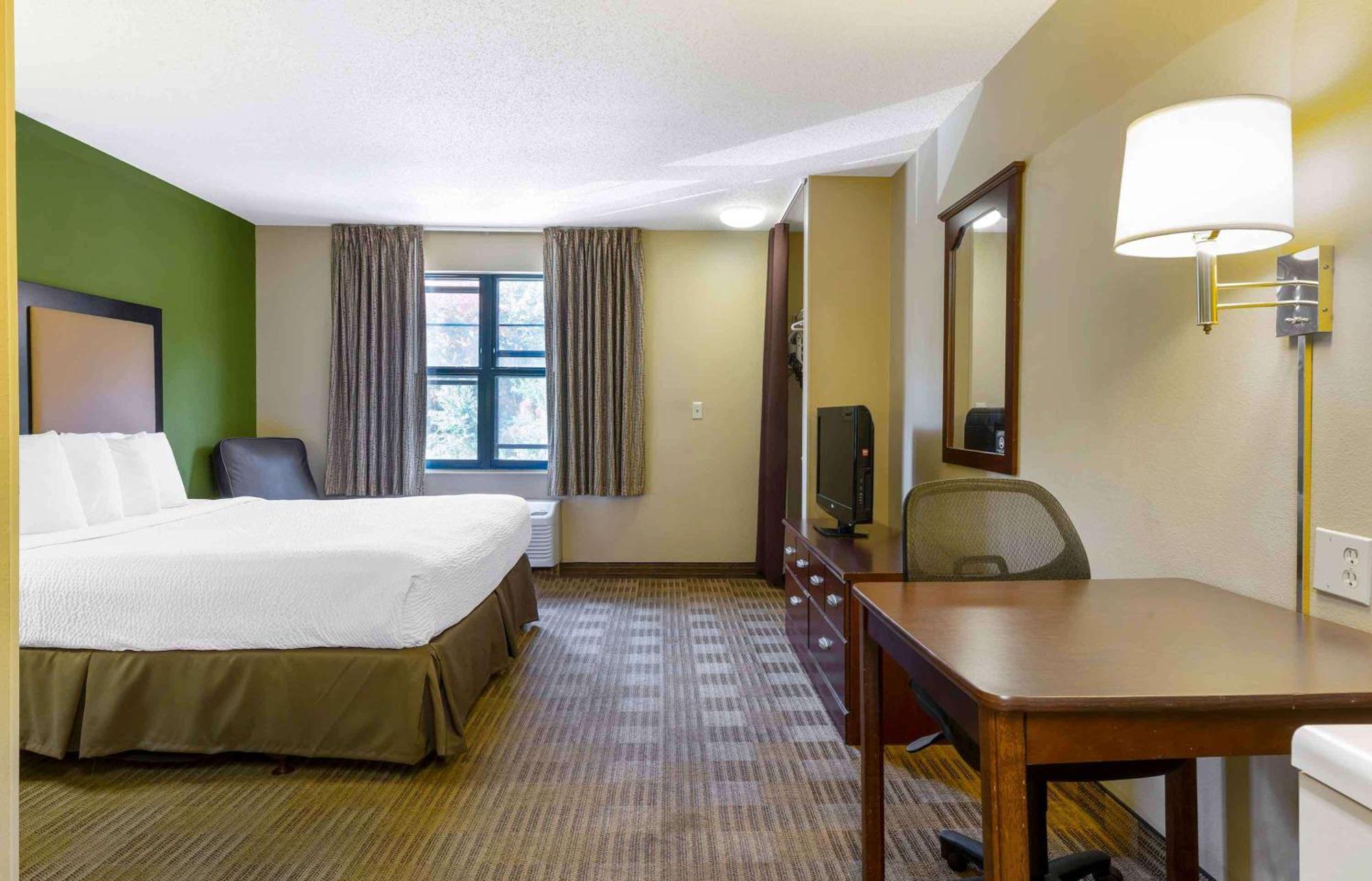 Extended America Select - - North Hotel Peoria